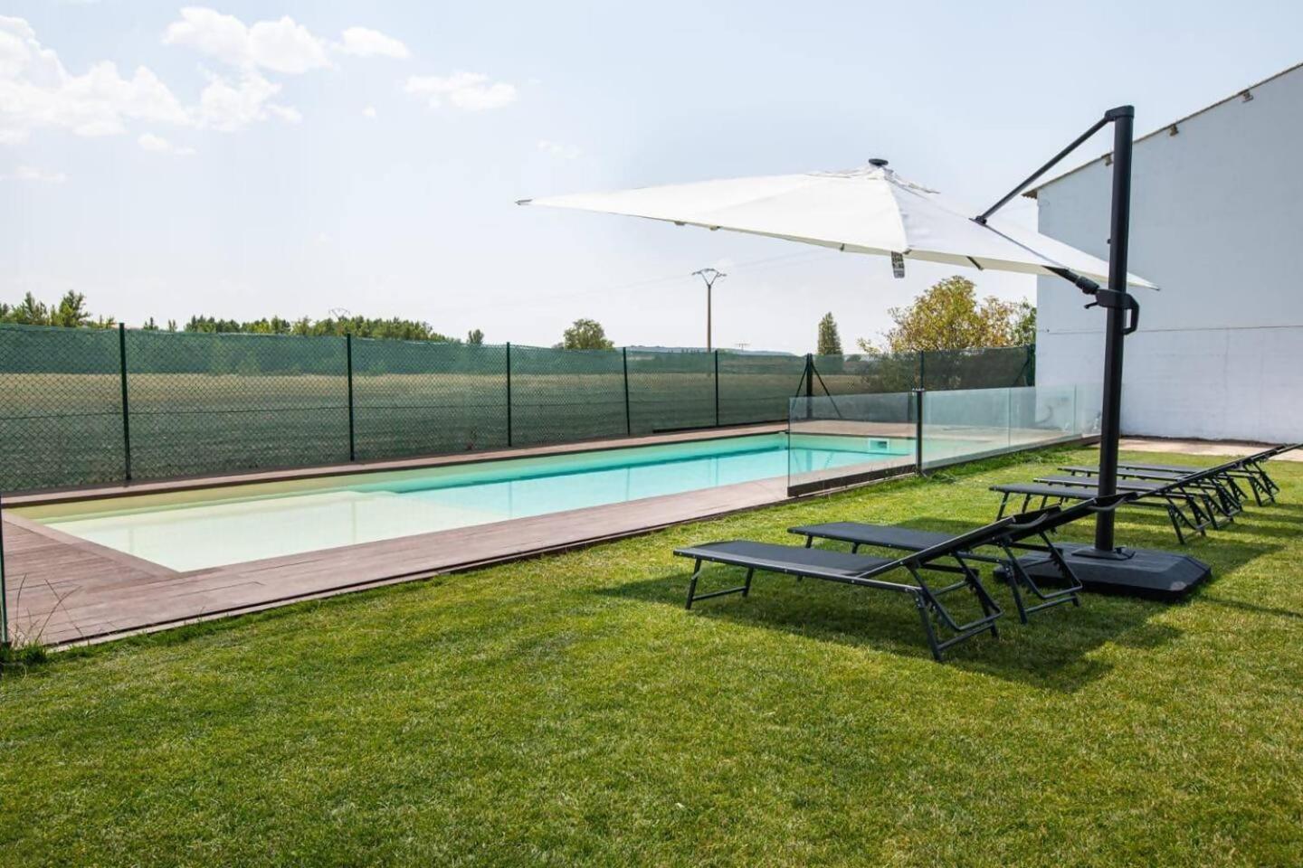 Burgo Casa Rural Camino Blanco מראה חיצוני תמונה